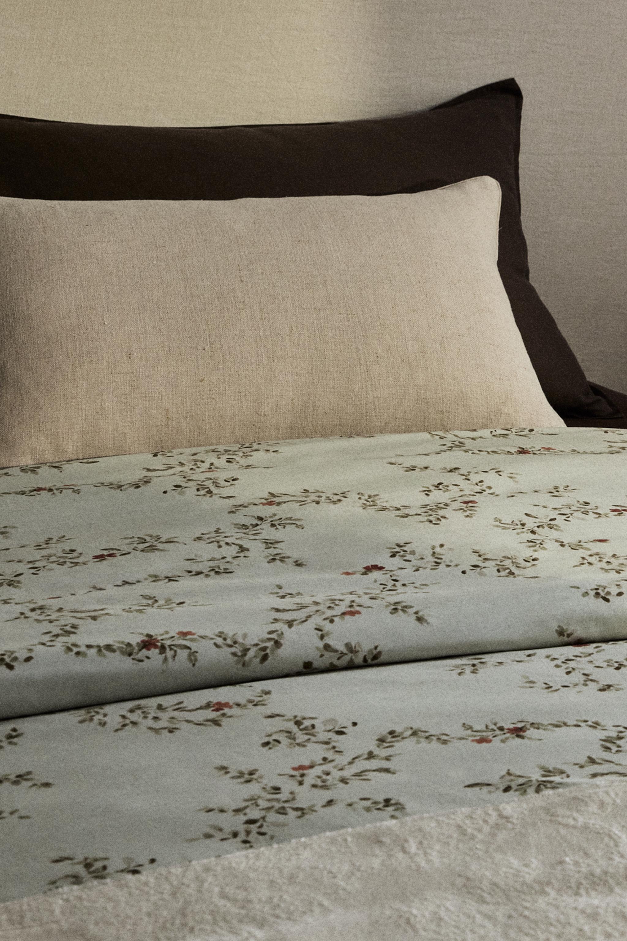 LEAF PRINT DUVET COVER